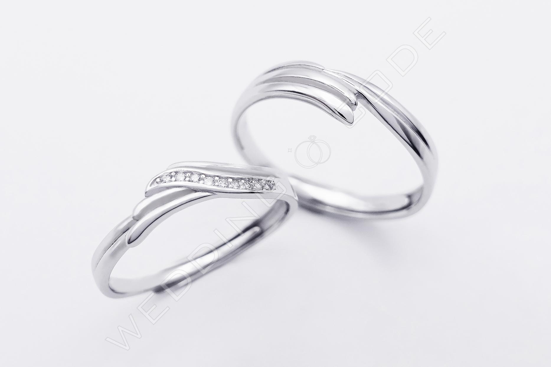 8741